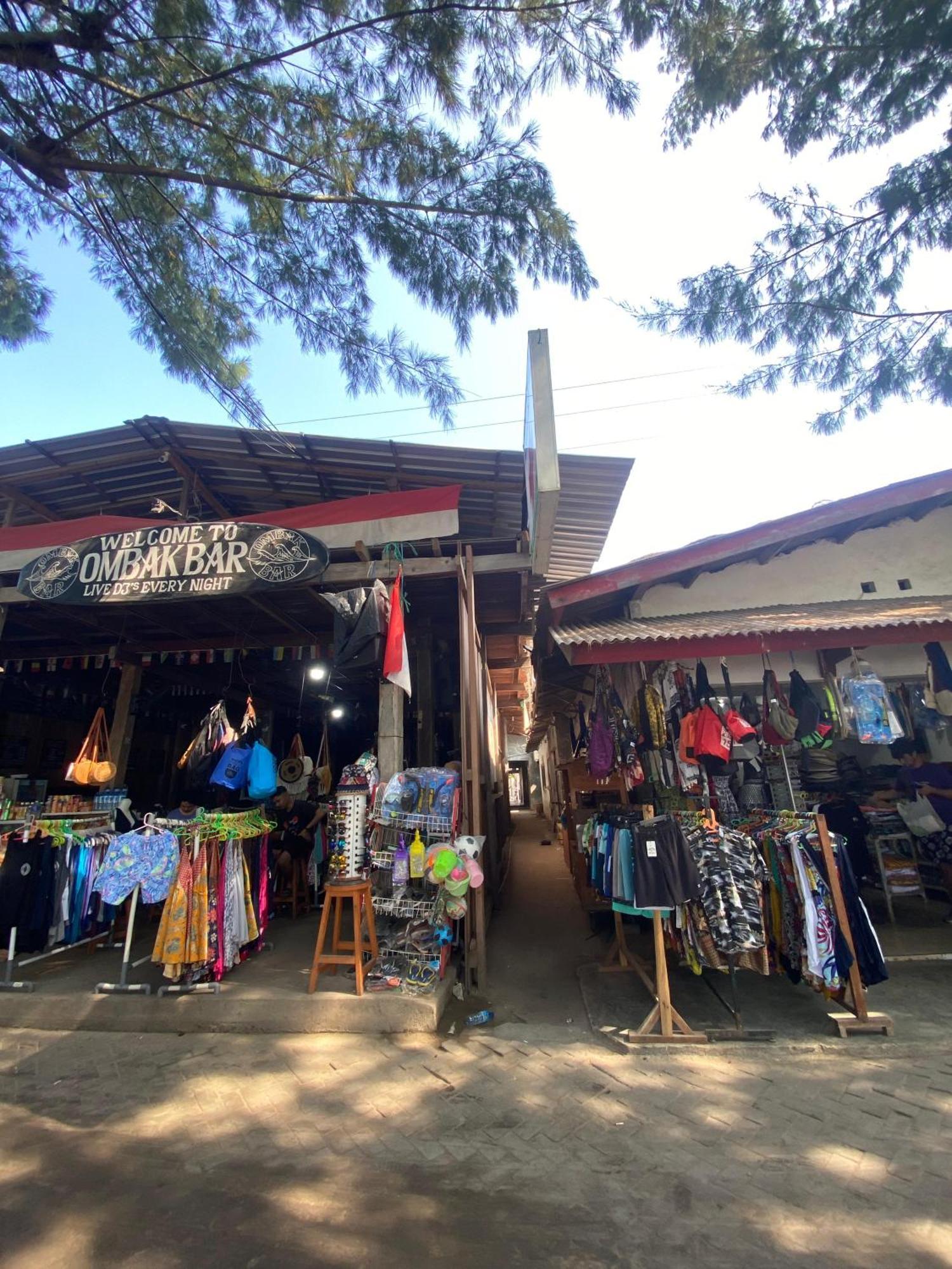 Bale Sunrise Hotel Gili Trawangan Exterior foto