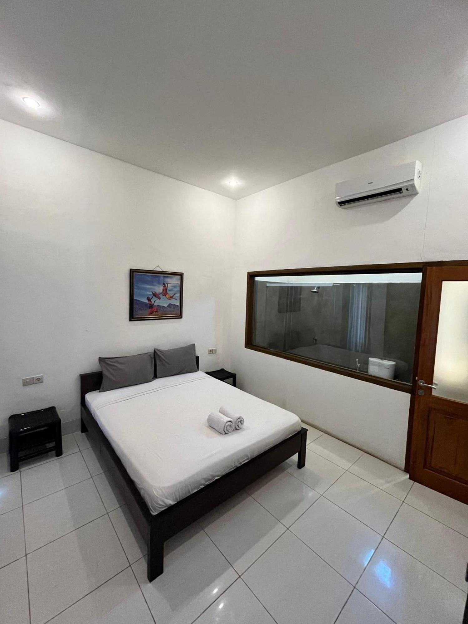 Bale Sunrise Hotel Gili Trawangan Exterior foto